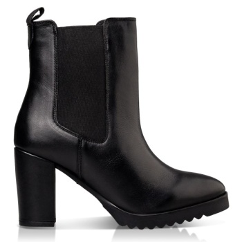 che σε προσφορά