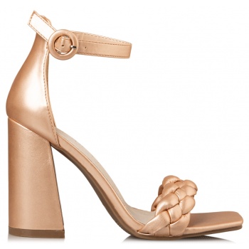 block heel sandals σε προσφορά