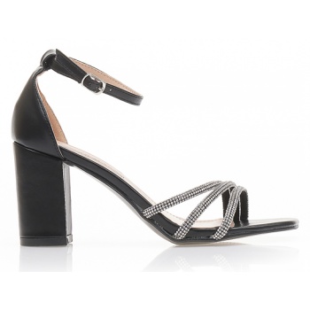 πέδιλα μαύρα δερματίνη με φάσα από λοξά σε προσφορά