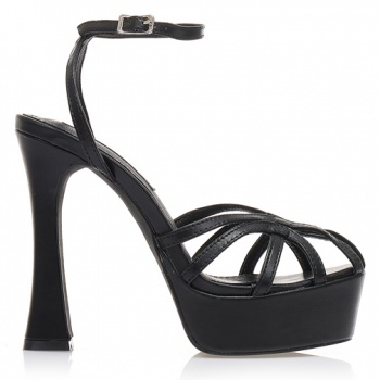 πέδιλα μαύρα δερματίνη με πολλαπλά σε προσφορά