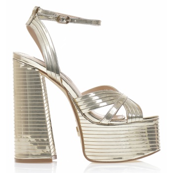 πέδιλα χρυσά λουστρίνι με φιάπα και σε προσφορά