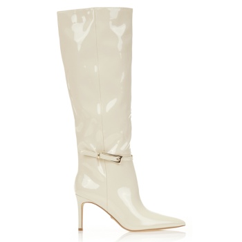 μπότες μπεζ λουστρίνι με χρυσή αγκράφα σε προσφορά