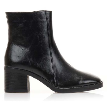 μπότακια μαύρα δερματίνη με διακριτικές σε προσφορά