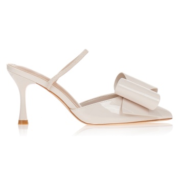 γόβες μπεζ λουστρίνι slingback με σε προσφορά