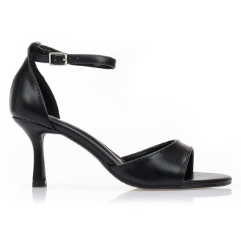 πέδιλα με λεπτό τακούνι και μπαρέτα σε προσφορά