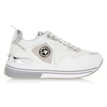 sneakers με ανάγλυφο σχέδιο και αγκράφα σε προσφορά