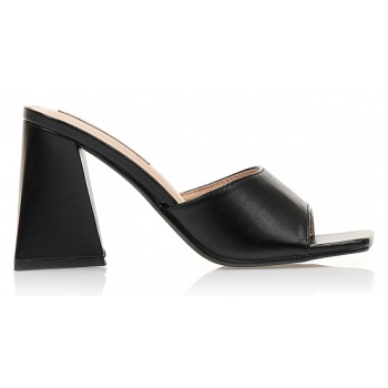 mules μαύρα δερματίνη με τριγωνικό σε προσφορά