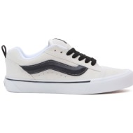  vans unisex sneakers από δέρμα suede με contrast trademark ρίγα στο πλάι `knu skool` - vn0009qcyb21 