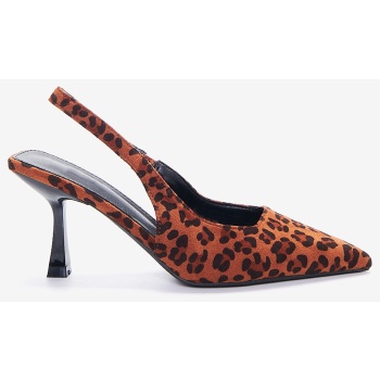 γόβες slingback μυτερές με λεπτό σε προσφορά