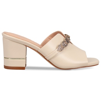 μπεζ πέδιλο σε προσφορά