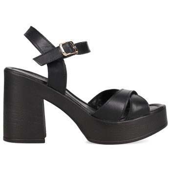 μαύρη δερμάτινη πλατφόρμα