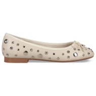 εκρού μπαλαρίνα