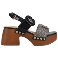  μαύρο πέδιλο