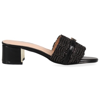 μαύρο πέδιλο