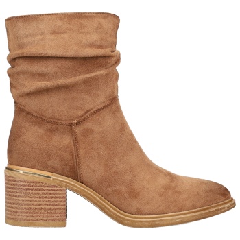 καμηλό μποτάκι σε προσφορά