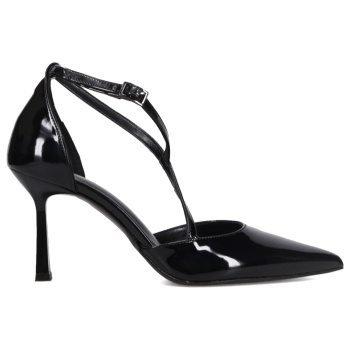 μαύρη γόβα σε προσφορά