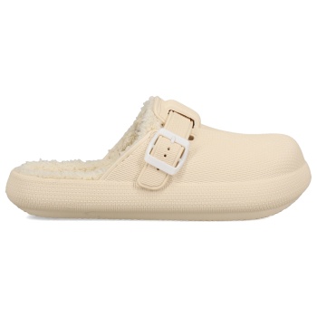 μπεζ παντόφλα σε προσφορά