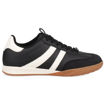 μαύρο sneaker