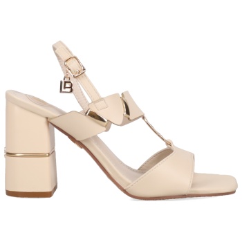 μπεζ πέδιλο