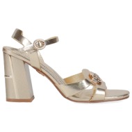  χρυσό πέδιλο