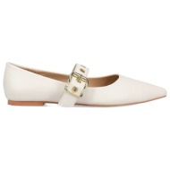  λευκή μπαλαρίνα