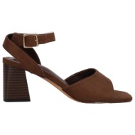  καφέ πέδιλο