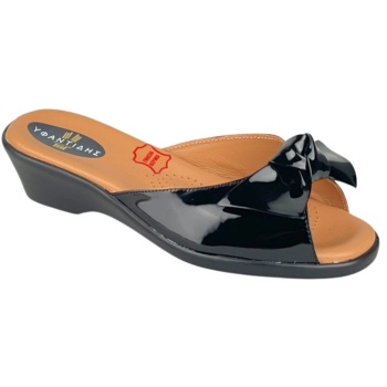 γυναικείες δερμάτινες παντόφλες |