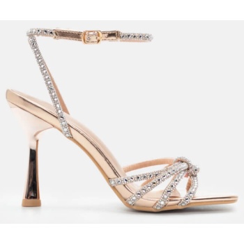 πέδιλα με στριφτό λουράκι & strass  σε προσφορά