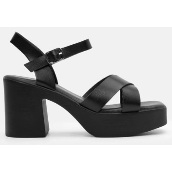 πέδιλα flatform με χιαστί λουράκια  σε προσφορά