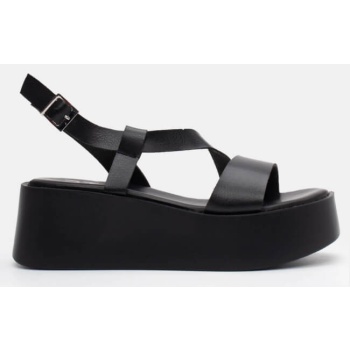 πλατφόρμες με λοξό λουράκι - μαύρο σε προσφορά