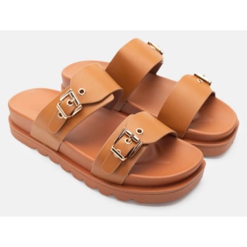 σανδάλια flatform με διπλές τόκες  σε προσφορά