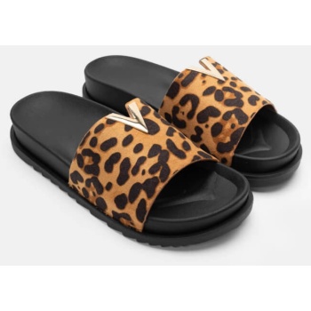 flatform σανδάλια με μεταλλική σε προσφορά