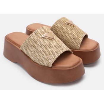 πλατφόρμες με φαρδιά φάσα  σε προσφορά