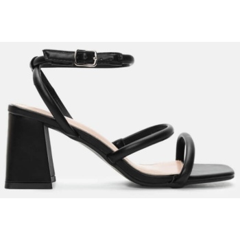 πέδιλα με μπαρέτα & λουράκια - μαύρο σε προσφορά