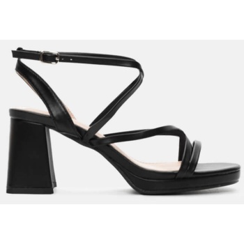 πέδιλα με χιαστί λουράκια - μαύρο σε προσφορά