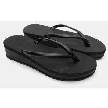 σαγιονάρες μονόχρωμες με πλατφόρμα  σε προσφορά