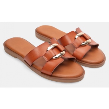 flat σανδάλια με διακοσμητική τόκα  σε προσφορά