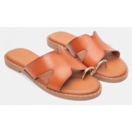  flat σανδάλια με μερταλλική λεπτομέρεια - κάμελ