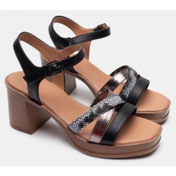 πλατφόρμες με χιαστί λουράκια & μπαρέτα σε προσφορά