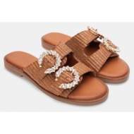  flat σανδάλια με διακοσμητικές πέτρες - κάμελ