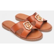  flat σανδάλια με διακοσμητική τόκα - κάμελ