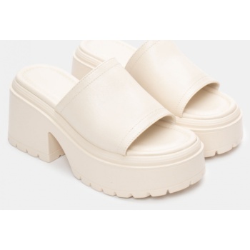 πλατφόρμες με φαρδιά φάσα - μπεζ σε προσφορά