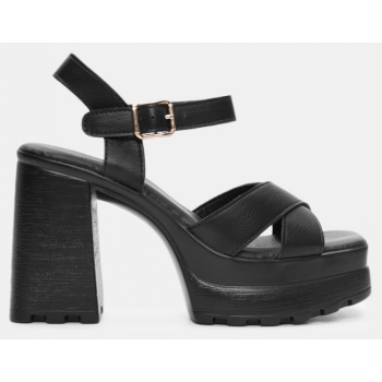 πλατφόρμες με χιαστί λουράκια - μαύρο σε προσφορά