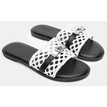 flat σανδάλια με πλεκτή φάσα  σε προσφορά