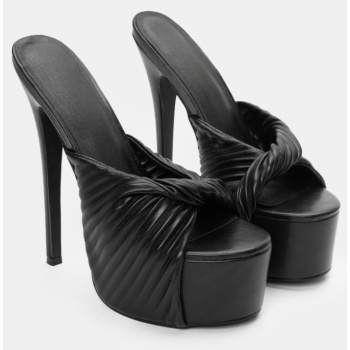 mules με φιάπα & τακούνι - μαύρο σε προσφορά