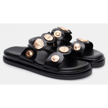 σανδάλια flatform με διακοσμητικά  σε προσφορά