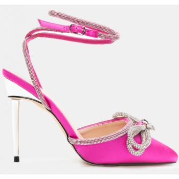 γόβες με περιστρεφόμενο λουράκι  σε προσφορά