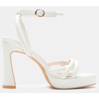 πέδιλα με πολλαπλά λουράκια & μπαρέτα  σε προσφορά