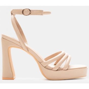 πέδιλα με πολλαπλά λουράκια & μπαρέτα  σε προσφορά