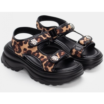 sneakers sandals με λουράκια scratch  σε προσφορά